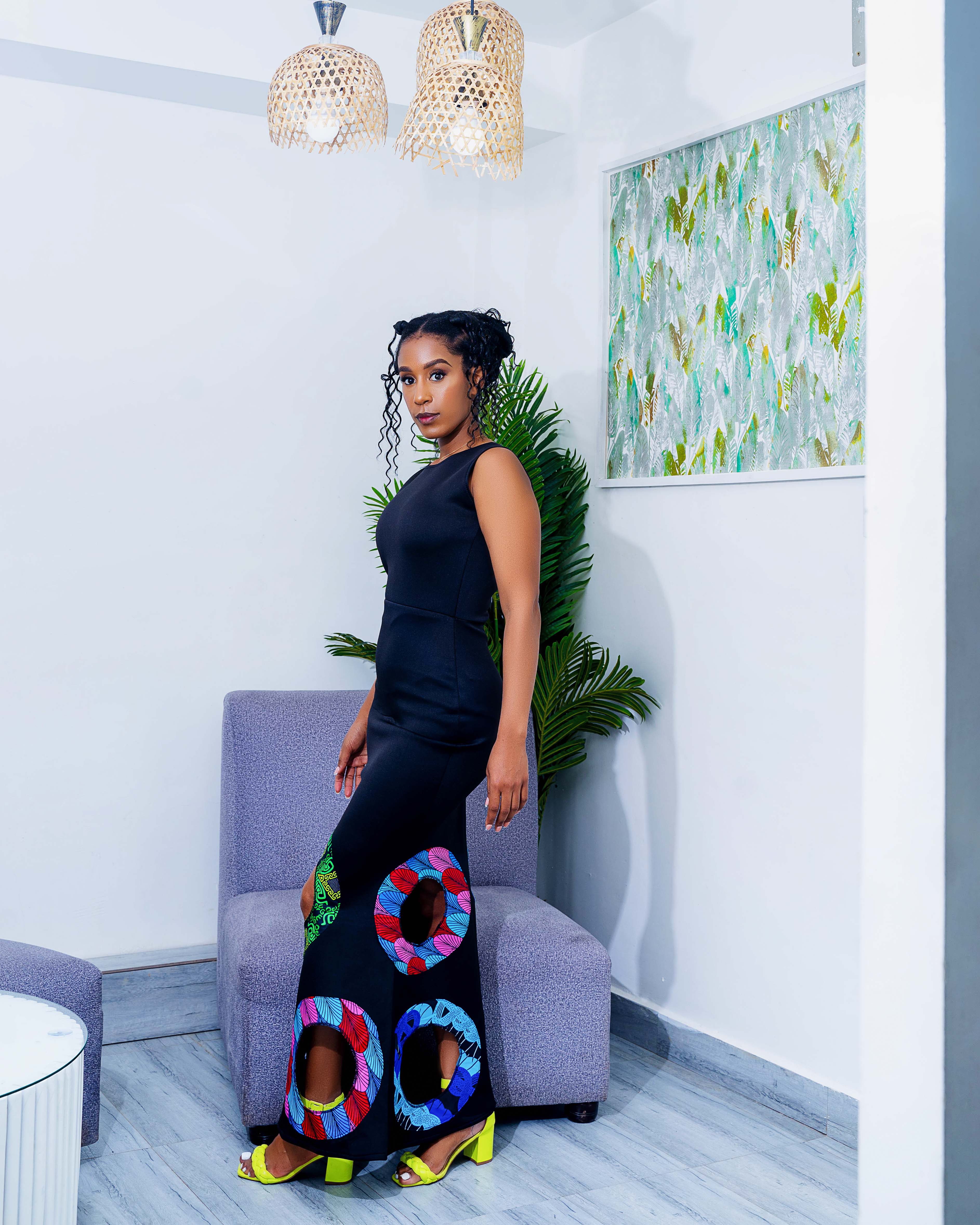 Olu Black Fitting Maxi Dress with African Fabric Accents - S / Black Olu Black Fitting Maxi Dress with African Fabric Accents - S / Black
