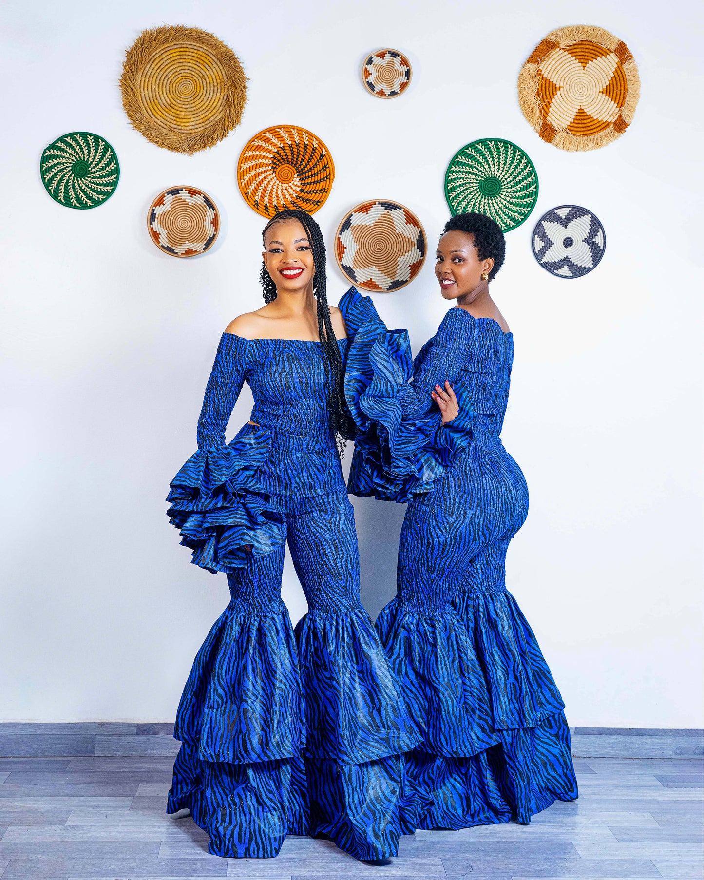 Soso Bell-Sleeve Crop Top - Deep Blue